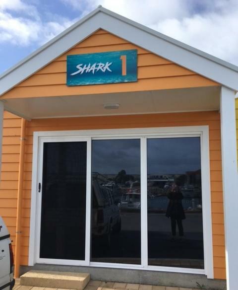 Port Lincoln Shark Apartment 3 Bagian luar foto