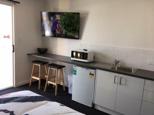 Port Lincoln Shark Apartment 3 Bagian luar foto
